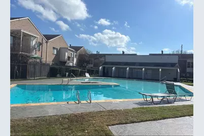 3730 Thistlemont Drive #102, Houston, TX 77042 - Photo 10