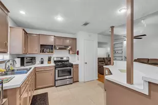 3360 Knob Oaks Dr, Huntsville, TX 77340 - Photo 8