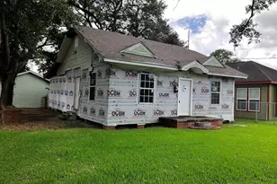1705 Bolivar St, Beaumont, TX 77701 - Photo 1