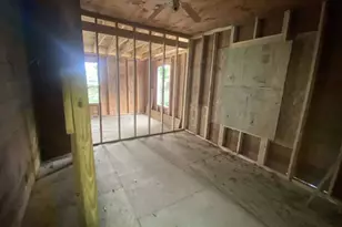 1705 Bolivar St, Beaumont, TX 77701 - Photo 2