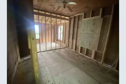 1705 Bolivar Street, Beaumont, TX 77701 - Photo 2