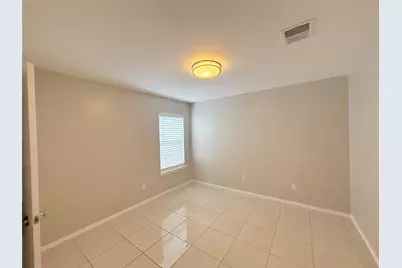 12818 Magenta Oaks Drive, Houston, TX 77072 - Photo 18
