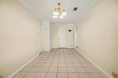 126 Bonita Avenue, Galveston, TX 77550 - Photo 18