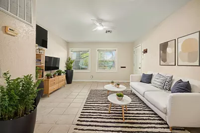 126 Bonita Avenue, Galveston, TX 77550 - Photo 8