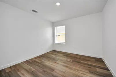 9035 Rose Water Trail, Iowa Colony, TX 77583 - Photo 6