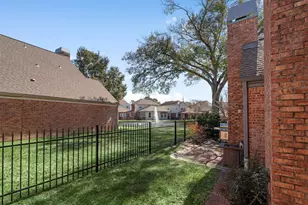 7671 Ameswood Rd, Houston, TX 77095 - Photo 36