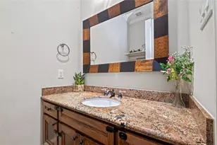 2334 Camden Dr, Houston, TX 77021 - Photo 16