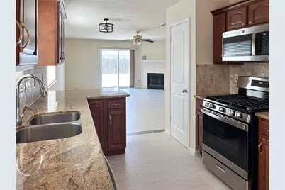 29219 Waltham St, Spring, TX 77386 - Photo 6