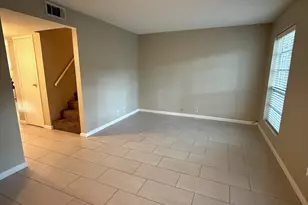 11002 Hammerly Blvd, Houston, TX 77043 - Photo 10