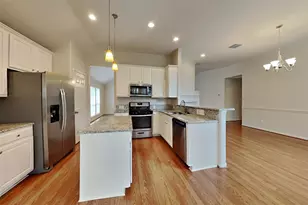 175 Merryweather Pl, Conroe, TX 77384 - Photo 4