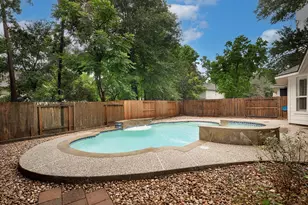 203 S Brooksedge Cir, The Woodlands, TX 77382 - Photo 22