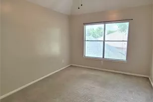 117 S Laguna Pointe Dr, League City, TX 77573 - Photo 8