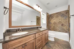 1434 Dorothy St, Houston, TX 77008 - Photo 22