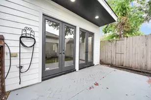1434 Dorothy St, Houston, TX 77008 - Photo 36