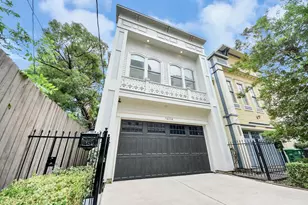 1434 Dorothy St, Houston, TX 77008 - Photo 2