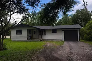 6755 Willis Ln, Beaumont, TX 77708 - Photo 1
