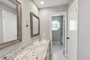 11642 Trailmont Dr, Houston, TX 77077 - Photo 16