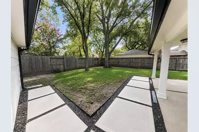 11642 Trailmont Drive, Houston, TX 77077 - Photo 24