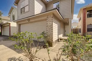 13983 Maximos Dr, Houston, TX 77083 - Photo 2