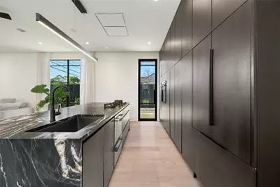 419 W 30th Street, Houston, TX 77018 - Photo 10