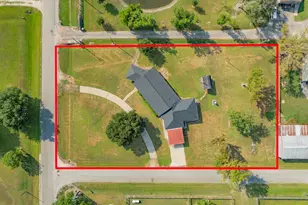 2922 County Rd 209, Danbury, TX 77534 - Photo 4