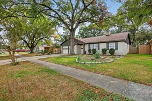 16122 Rill Ln, Houston, TX 77062 - Photo 2