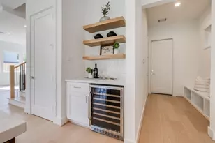902 E 25th St, Houston, TX 77009 - Photo 24