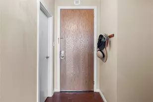 5150 Hidalgo St, Houston, TX 77056 - Photo 2