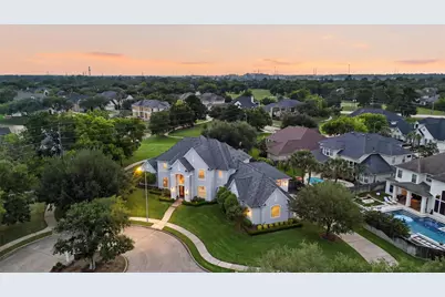 2007 Shepherds Place, Sugar Land, TX 77479 - Photo 38