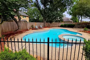 17206 Wyeth Cir, Spring, TX 77379 - Photo 2