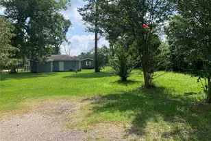 26846 Coach Light Ln, New Caney, TX 77357 - Photo 24