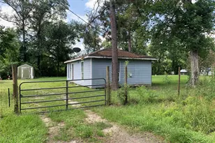 26846 Coach Light Ln, New Caney, TX 77357 - Photo 28