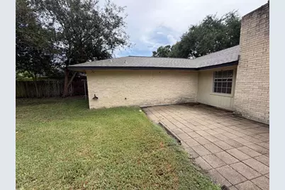 5850 Paisley Street, Houston, TX 77096 - Photo 22