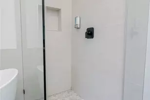 709 Memorial Heights Dr, Houston, TX 77007 - Photo 36