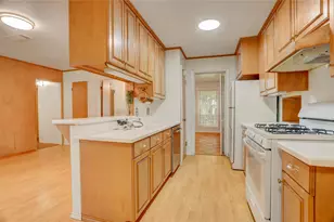 1810 Locksford St, Houston, TX 77008 - Photo 6