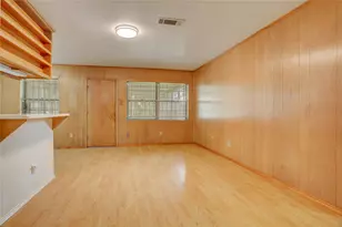 1810 Locksford St, Houston, TX 77008 - Photo 8