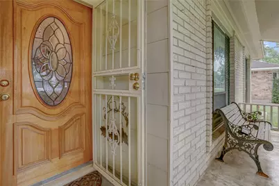 1810 Locksford Street, Houston, TX 77008 - Photo 2