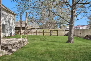 1908 Hunnington Dr, Conroe, TX 77303 - Photo 42