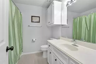 1908 Hunnington Dr, Conroe, TX 77303 - Photo 34