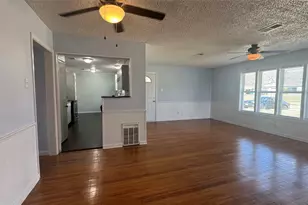 209 Lakewood Dr, Baytown, TX 77520 - Photo 4