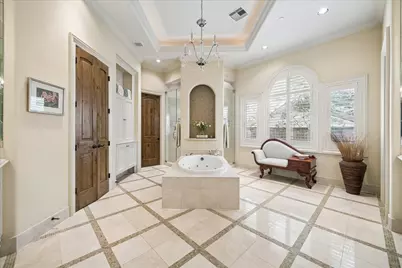 107 Willowend Drive, Hunters Creek Village, TX 77024 - Photo 22