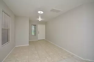 7714 Chatham Springs Ln, Cypress, TX 77433 - Photo 2