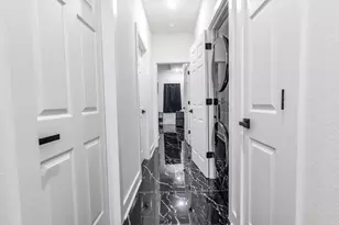 4013 Falls St, Houston, TX 77026 - Photo 8
