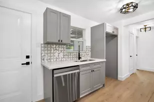 1015 Roper St, Houston, TX 77034 - Photo 8