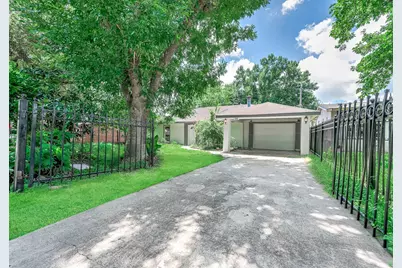 1305 Winchester Dr, Richmond, TX 77469 - Photo 2
