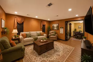 5427 Sonora St, Houston, TX 77020 - Photo 2