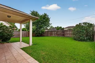 11407 Morning Brook Dr, Pearland, TX 77584 - Photo 38