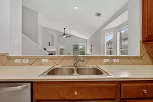 11407 Morning Brook Dr, Pearland, TX 77584 - Photo 14