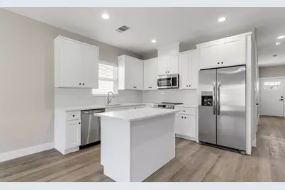 3152 A N Cleveland Street, Dayton, TX 77535 - Photo 2