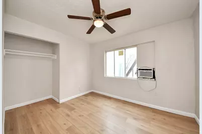 10506 Sierra Drive, Houston, TX 77051 - Photo 28